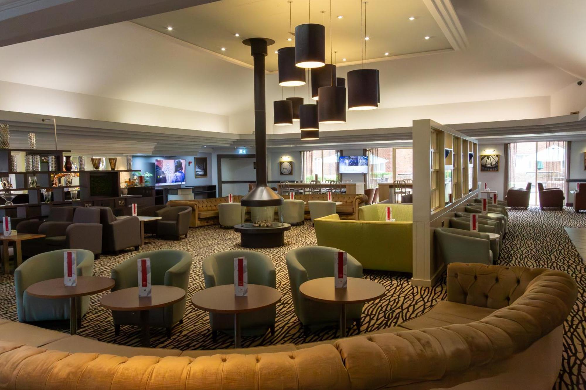Orida Hotels Newbury Newbury  Exterior photo